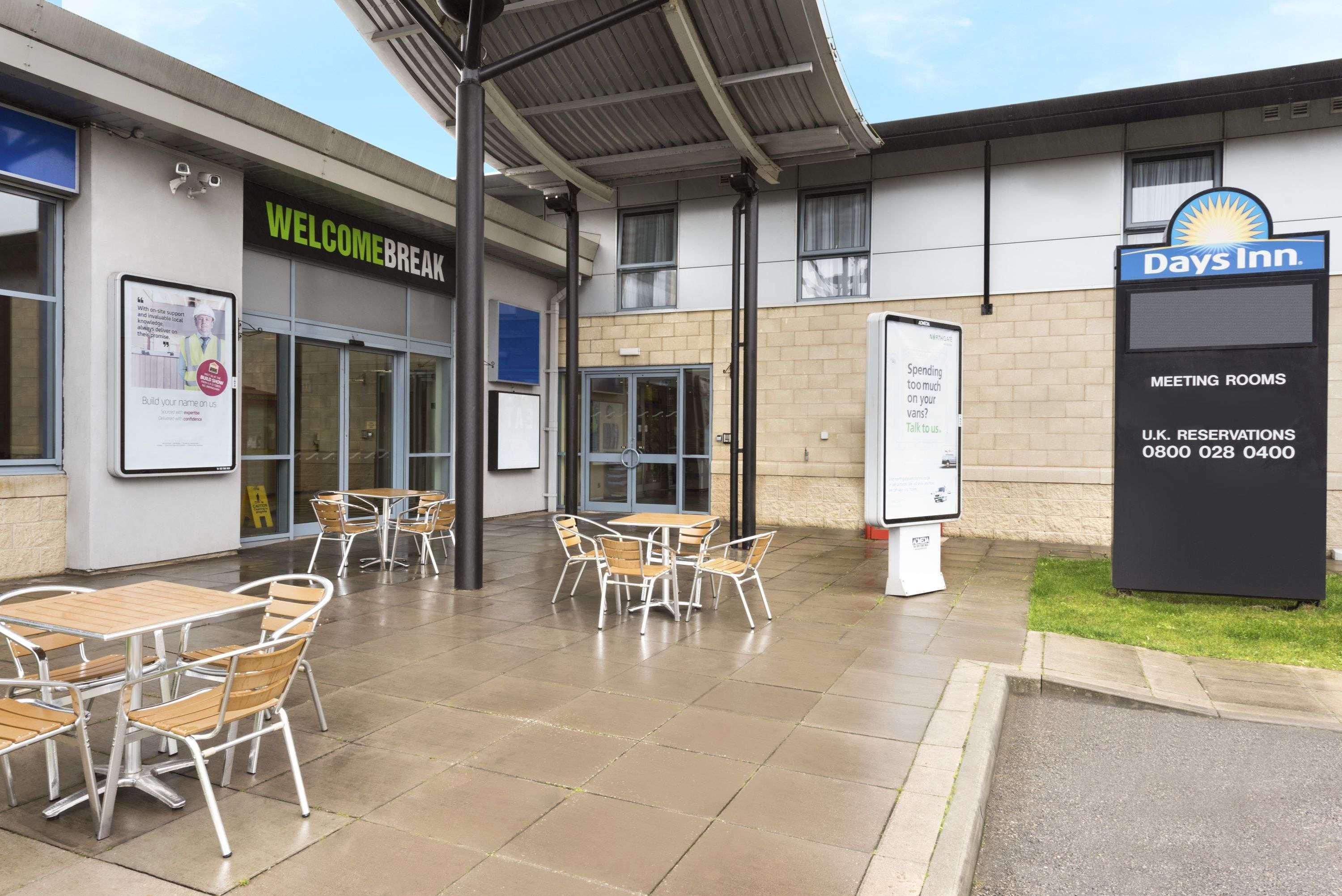Days Inn By Wyndham Donington Castle Donington Exterior foto